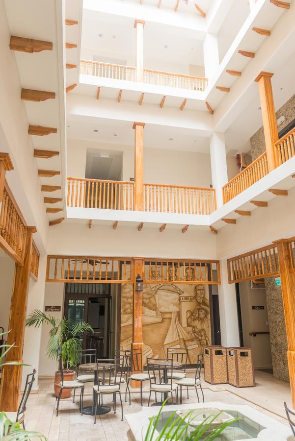 Hotel Presidente Лас-Таблас Екстер'єр фото