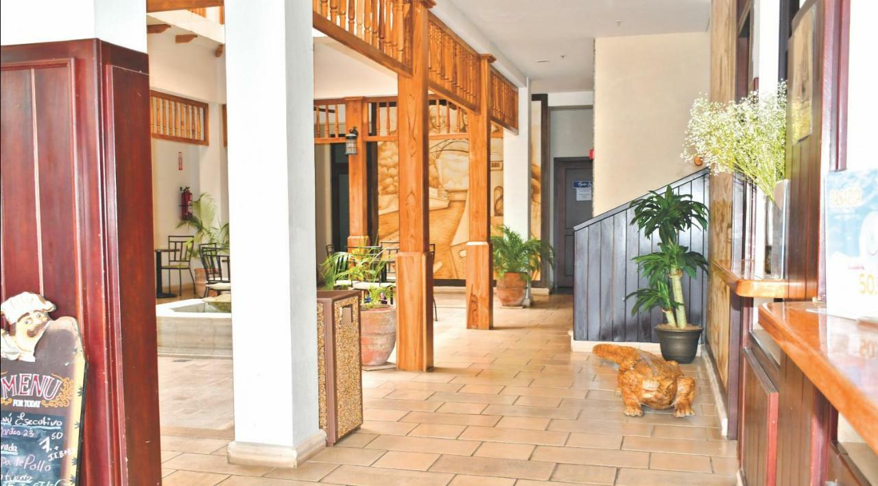 Hotel Presidente Лас-Таблас Екстер'єр фото